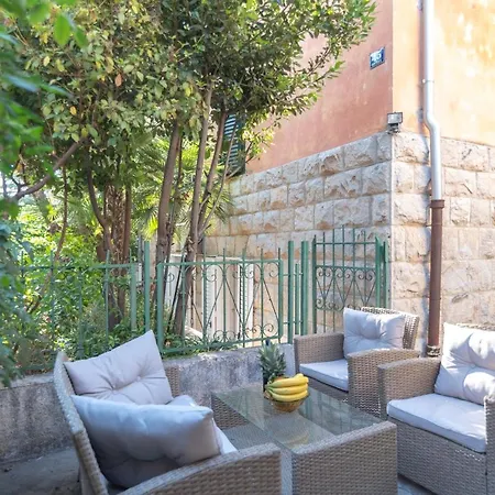 Appartement Palm Garden In Center With Big Terrace *