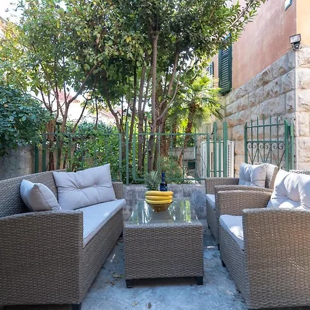 Palm Garden In Center With Big Terrace Split
