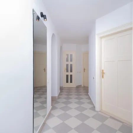 Palm Garden In Center With Big Terrace Apartment *