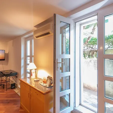 Palm Garden In Center With Big Terrace Apartment *